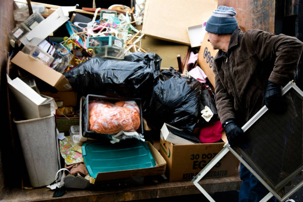 Best Construction Debris Removal  in Apple Creek, OH